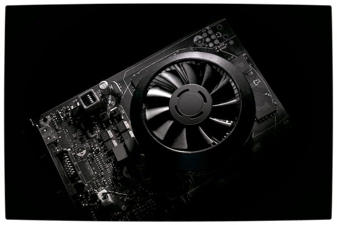 Vamers - FYI - Gadgetology - Nvidia debuts the Maxwell chipset with the GTX 750 and GTX 750Ti - Nvidia GTX 750Ti Naked B&W